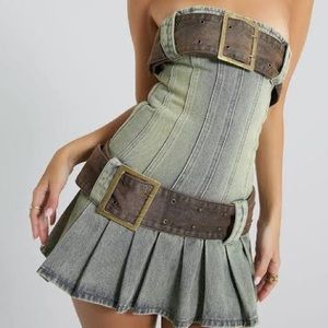 <Jaded London>CHELSEA DENIM KILT MINI DRESS 🩶🪐